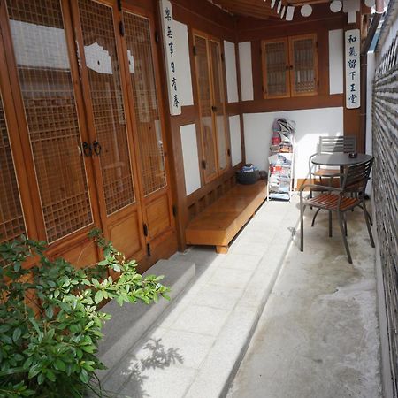 Han Hanok Guesthouse Seúl Exterior foto