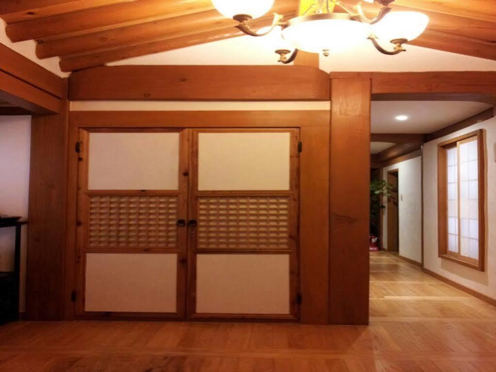 Han Hanok Guesthouse Seúl Exterior foto